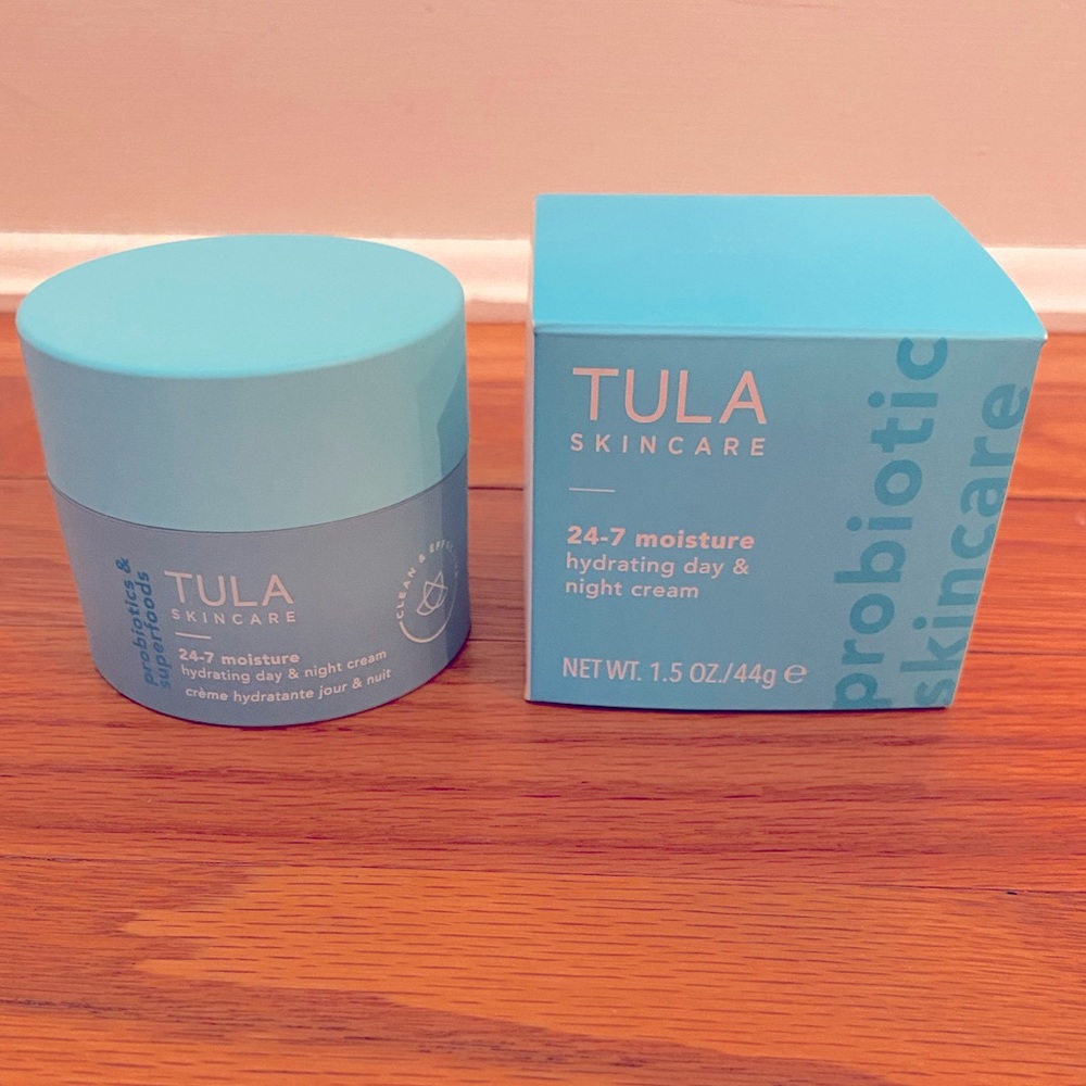 TULA SKINCARE 24-7 Moisture hydrating day & night cream